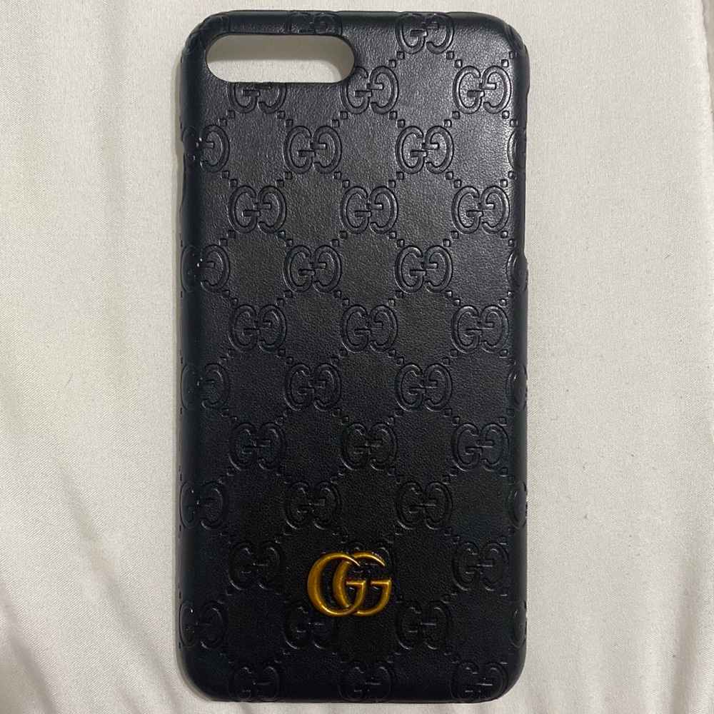 Gucci black IPhone 7 Plus phone case!